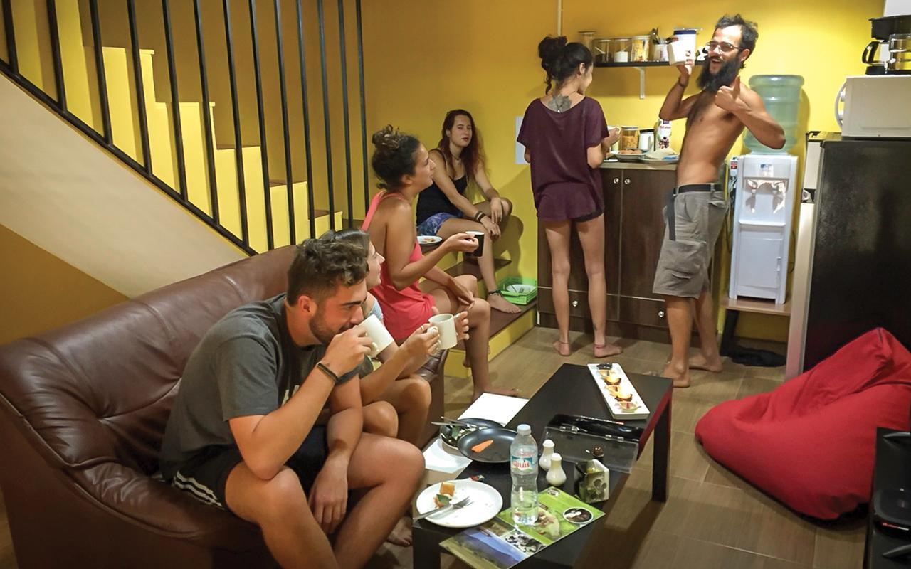 Artistel (Adults Only) Pansiyon Chiang Mai Dış mekan fotoğraf